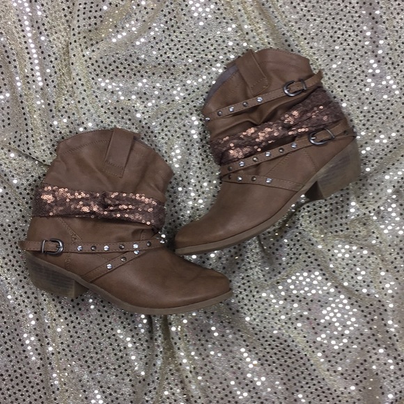 Vanity Shoes - Vanity ankle boots size 7